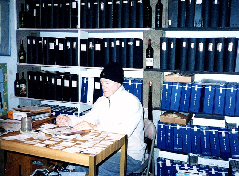 VINCENT MUELLER AT LIBRARY DESK-crop